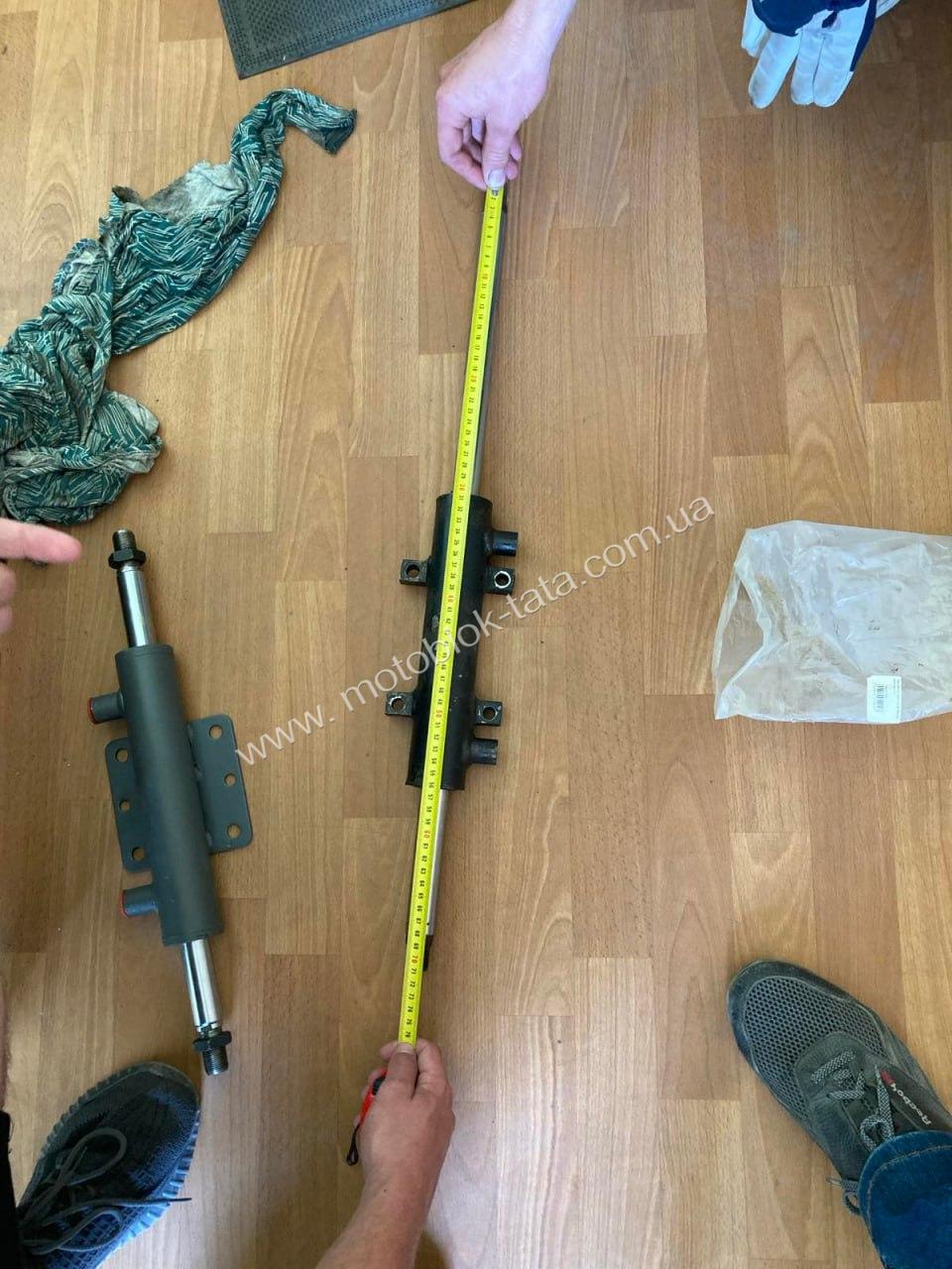 Цилиндр гидравлический на Shifeng 244 3-х цилиндровий