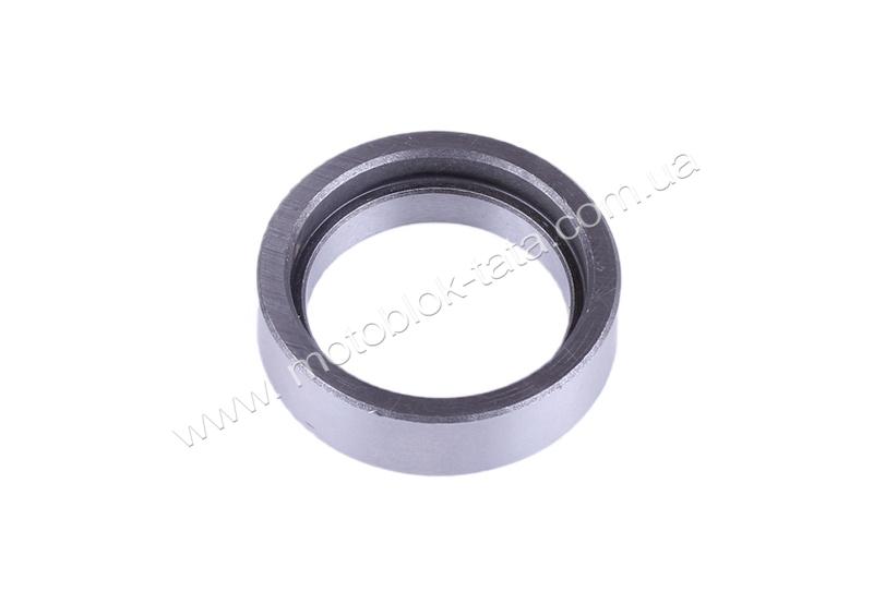 Втулка півосі переднього моста (втулка маточини) діаметр 62 мм DongFeng